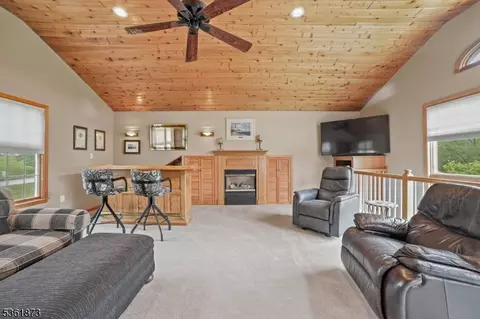 17 Apple Tree Rd, Flemington, NJ 08822 photo 31