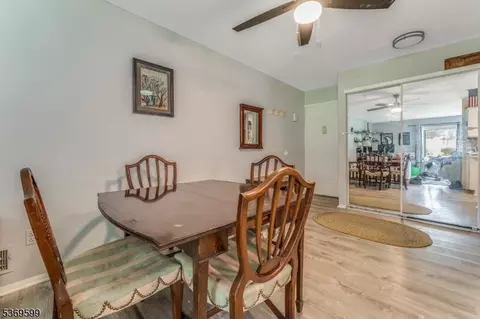 1213 Spruce Hills Dr, Glen Gardner, NJ 08826