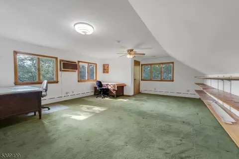581 Mazur, Paramus, NJ 07652 photo 32
