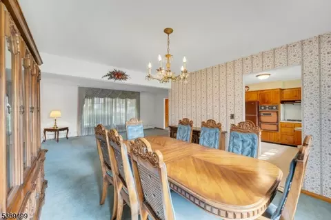 581 Mazur, Paramus, NJ 07652 photo 12