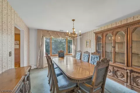 581 Mazur, Paramus, NJ 07652 photo 10