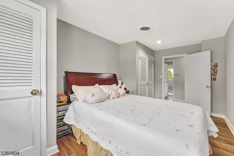 4 Corvair Pl, Wayne, NJ 07470 photo 33