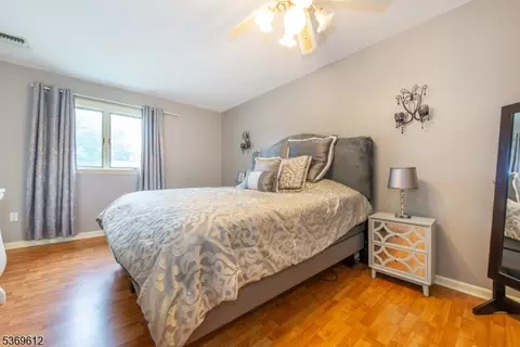 31 Smith Ave, Wanaque Boro, NJ 07420 photo 18