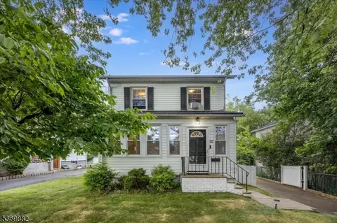 92 E Bradford Ave, Cedar Grove, NJ 07009