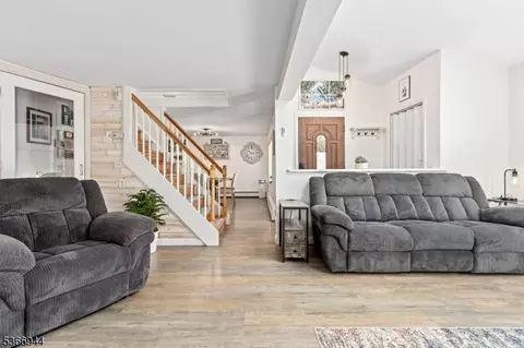 79 Wiltop Rd, Netcong, NJ 07857 photo 4