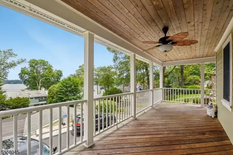 106 Mcgregor Ave, Mount Arlington, NJ 07856