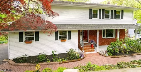 23 Horizon Dr #N/A, Succasunna, NJ 07876