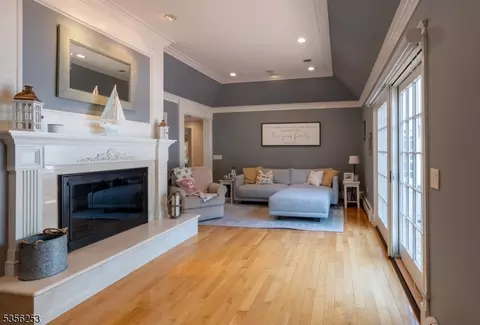 15 Colona Rd, Wayne, NJ 07470 photo 9