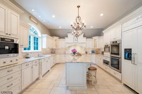 15 Colona Rd, Wayne, NJ 07470 photo 8