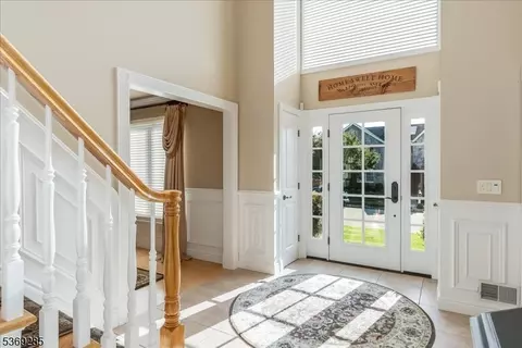 39 Fox Boro Rd, Wayne, NJ 07470 photo 6