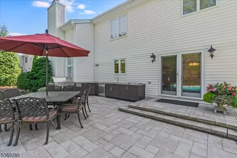 39 Fox Boro Rd, Wayne, NJ 07470 photo 18