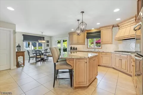 39 Fox Boro Rd, Wayne, NJ 07470 photo 14