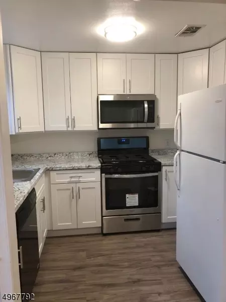 49 Marsh Hawk, Hackettstown, NJ 07840