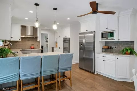 11 E Gate Rd, Long Valley, NJ 07853 photo 10
