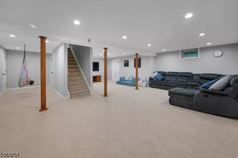 11 E Gate Rd, Long Valley, NJ 07853 photo 29