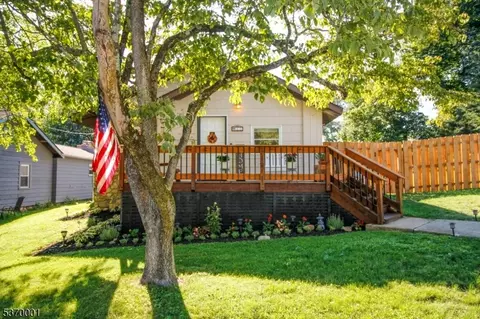 15 Ridge Rd, Stanhope, NJ 07874 photo 2