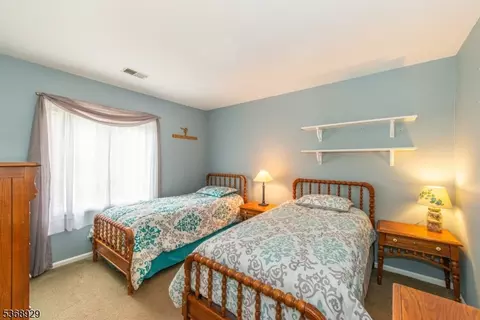 43 Tanager Ct, Wayne, NJ 07470 photo 28