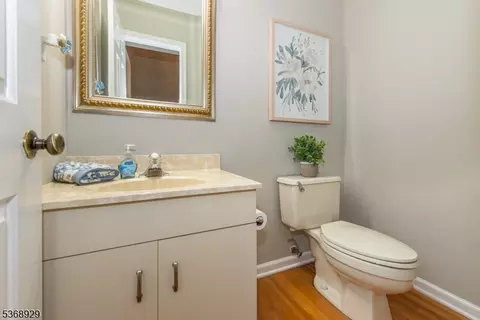 43 Tanager Ct, Wayne, NJ 07470 photo 19