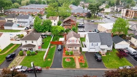 113 Coleman St, Middlesex, NJ 08846 photo 2