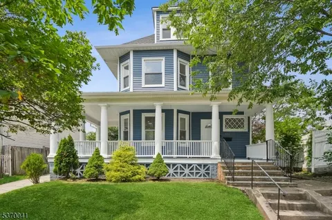 622 Ridge St, Newark, NJ 07104