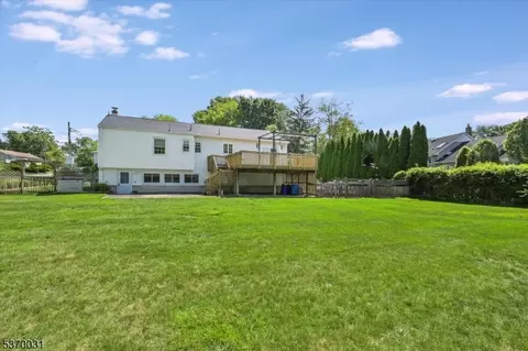 7 Hanover Pl, Wayne, NJ 07470 photo 3