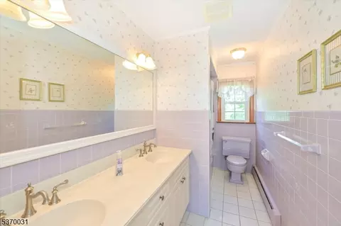 7 Hanover Pl, Wayne, NJ 07470 photo 9