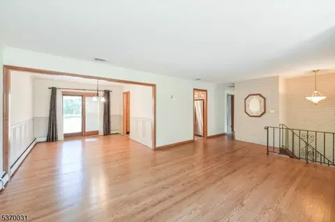 7 Hanover Pl, Wayne, NJ 07470 photo 5