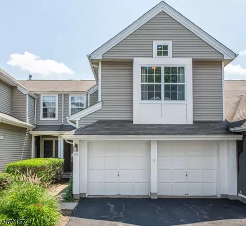 43 Ridgewood Dr, Randolph, NJ 07869