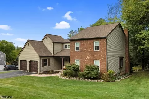 65 Bald Eagle Rd, Hackettstown, NJ 07840 photo 3