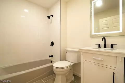 1 Fielding Ter, Paramus, NJ 07652 photo 29
