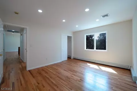 1 Fielding Ter, Paramus, NJ 07652 photo 26