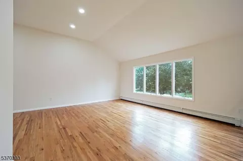 1 Fielding Ter, Paramus, NJ 07652 photo 17