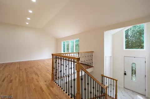 1 Fielding Ter, Paramus, NJ 07652 photo 7