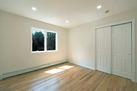 1 Fielding Ter, Paramus, NJ 07652 photo 28
