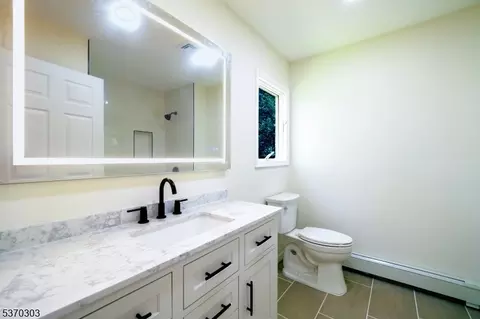 1 Fielding Ter, Paramus, NJ 07652 photo 24