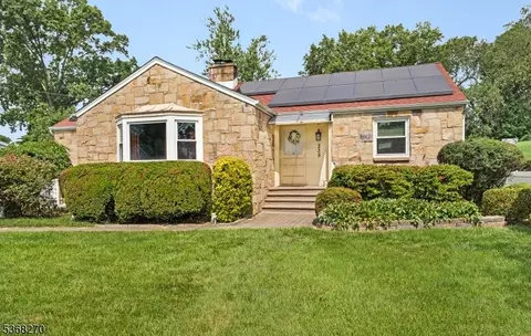 235 Brook Ave, North Plainfield, NJ 07060