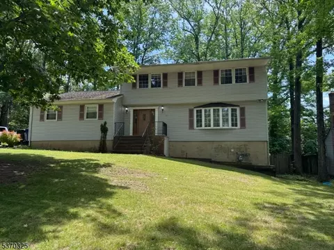 32 Gere Pl, Fanwood, NJ 07023