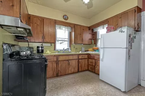 215 Broadway, Passaic, NJ 07055 photo 5