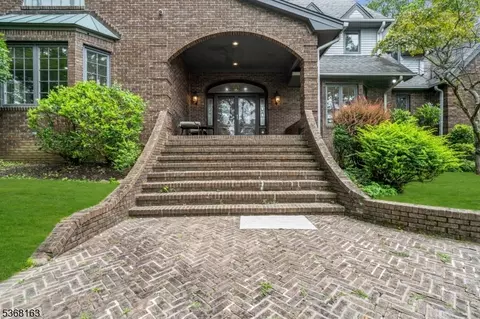 14 N Ridge Rd, Denville, NJ 07834
