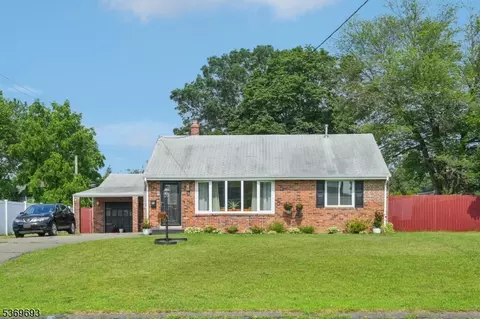 20 Leonard Ter, Wayne, NJ 07470