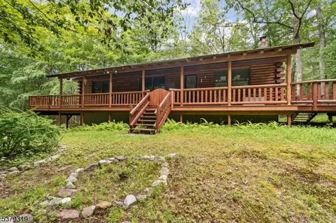 251 New Rd, Montague, NJ 07827