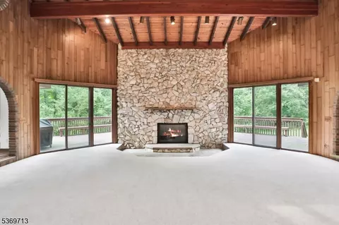 15 Long Hill Rd, Basking Ridge, NJ 07920