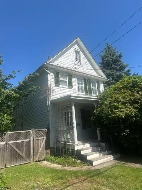 39 Van Duyne Ave, Rockaway, NJ 07866