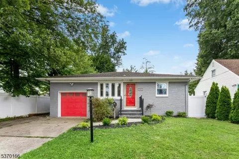 352 Plainfield Ave, Rahway, NJ 07065