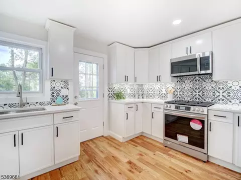 5 Terrace Ave, West Orange, NJ 07052