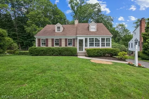 47 Shadylawn Dr, Madison, NJ 07940