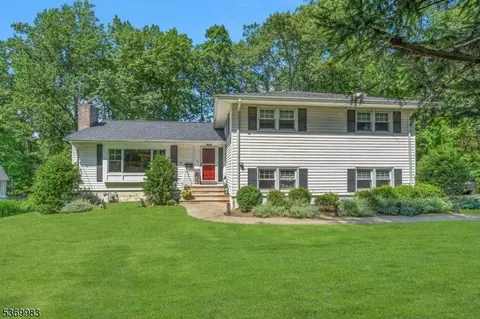 138 Glenside Rd, New Providence, NJ 07974