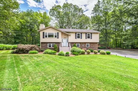 5338 Berkshire Valley Rd, Oak Ridge, NJ 07438