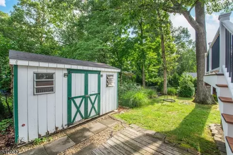 110 Chestnut Dr, Wayne, NJ 07470 photo 26