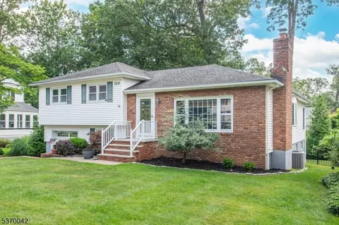 110 Chestnut Dr, Wayne, NJ 07470 photo 30